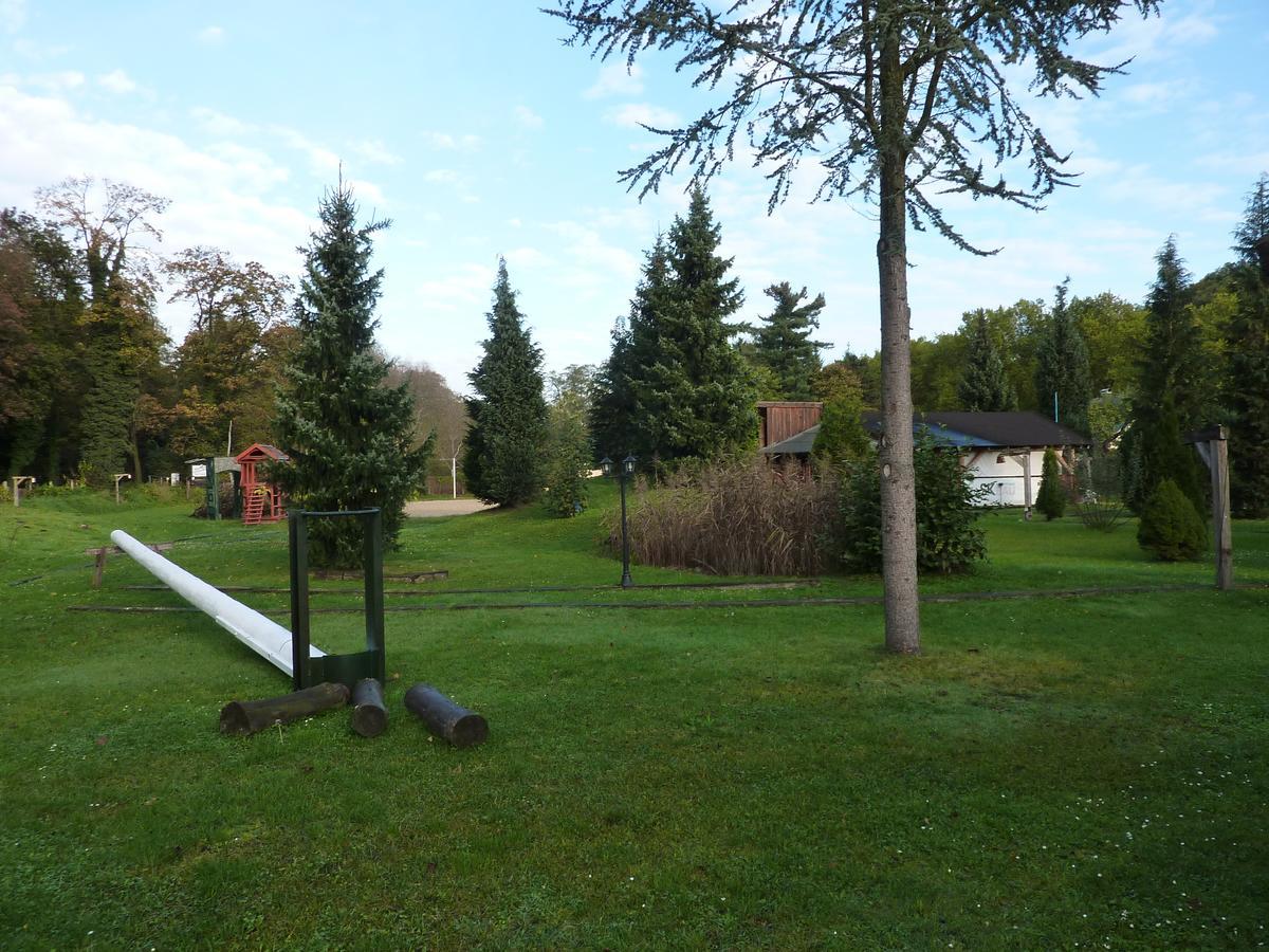 Hotel Am Berg Spremberg Eksteriør bilde